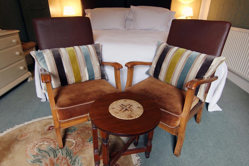 Inglewood House Bed and Breakfast Μονμάουθ Δωμάτιο φωτογραφία