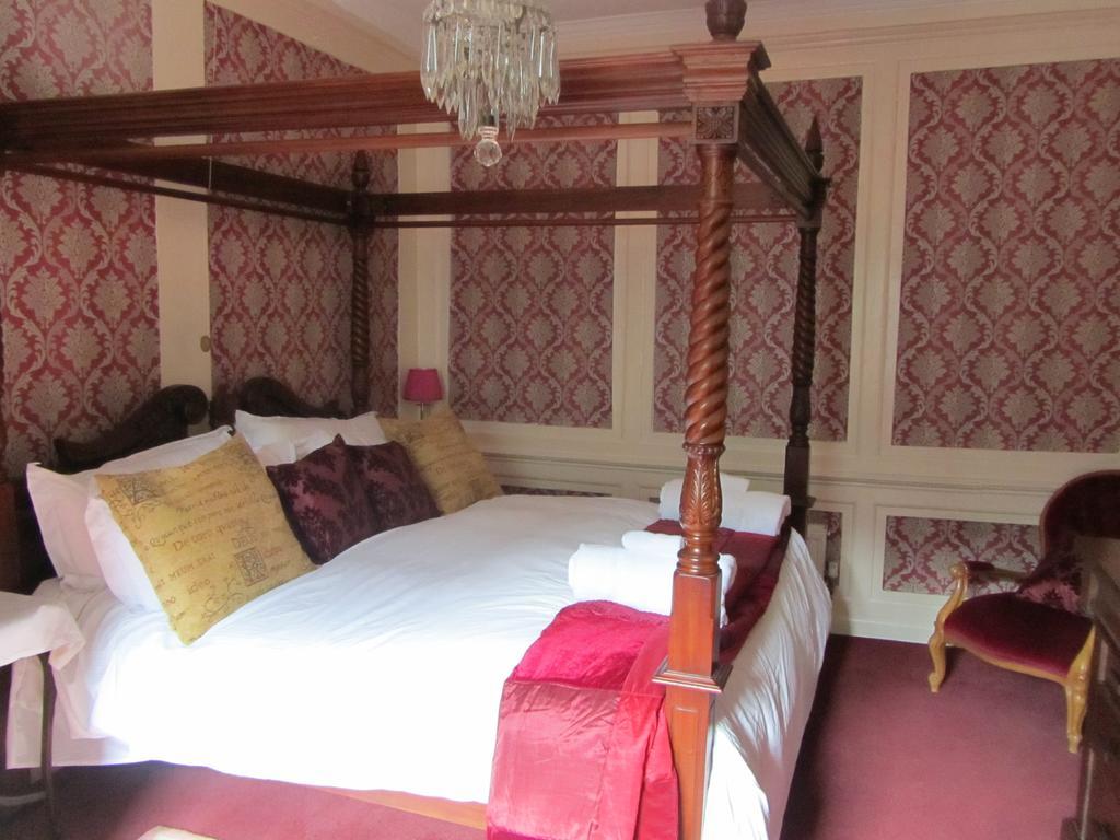 Inglewood House Bed and Breakfast Μονμάουθ Δωμάτιο φωτογραφία